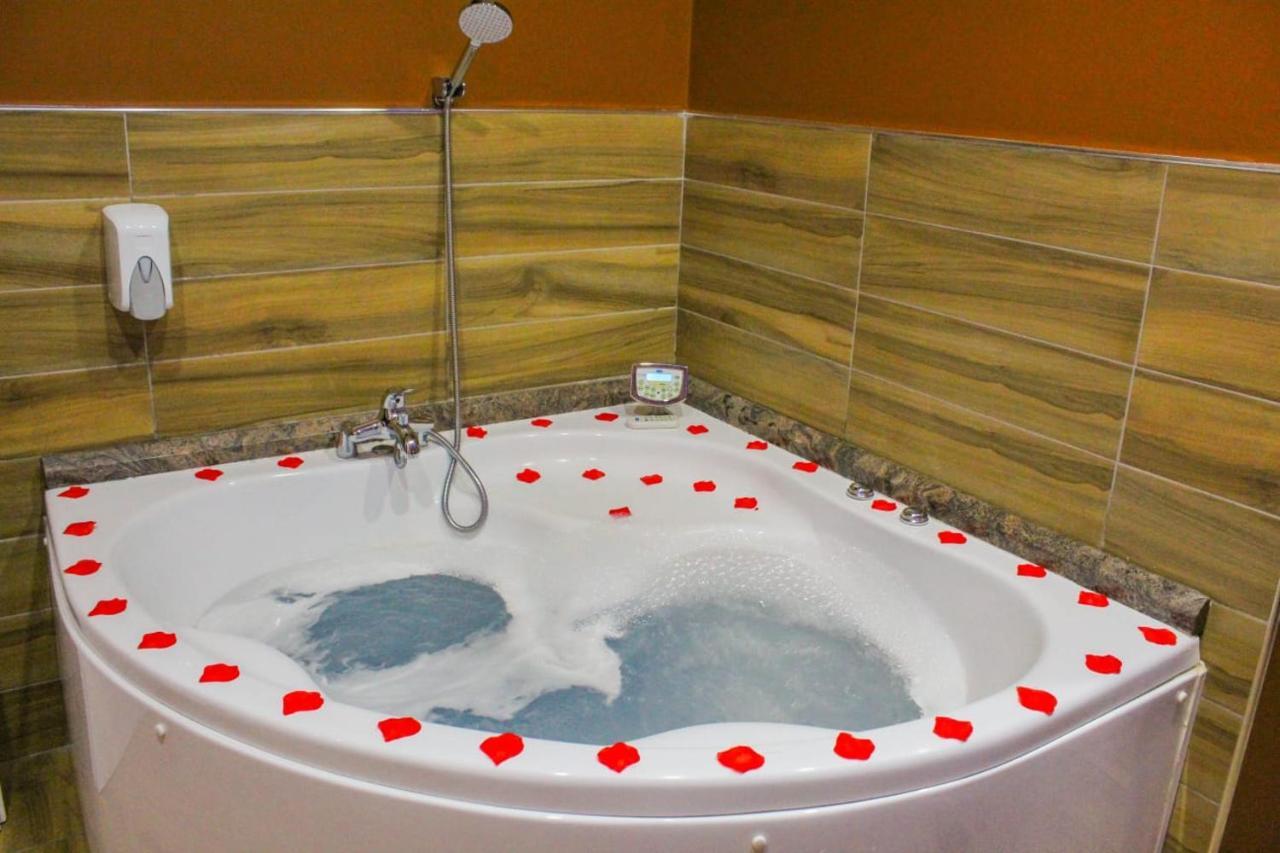 Hotel Golden Shkodër 외부 사진