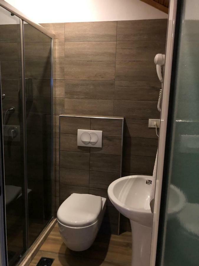 Hotel Golden Shkodër 외부 사진