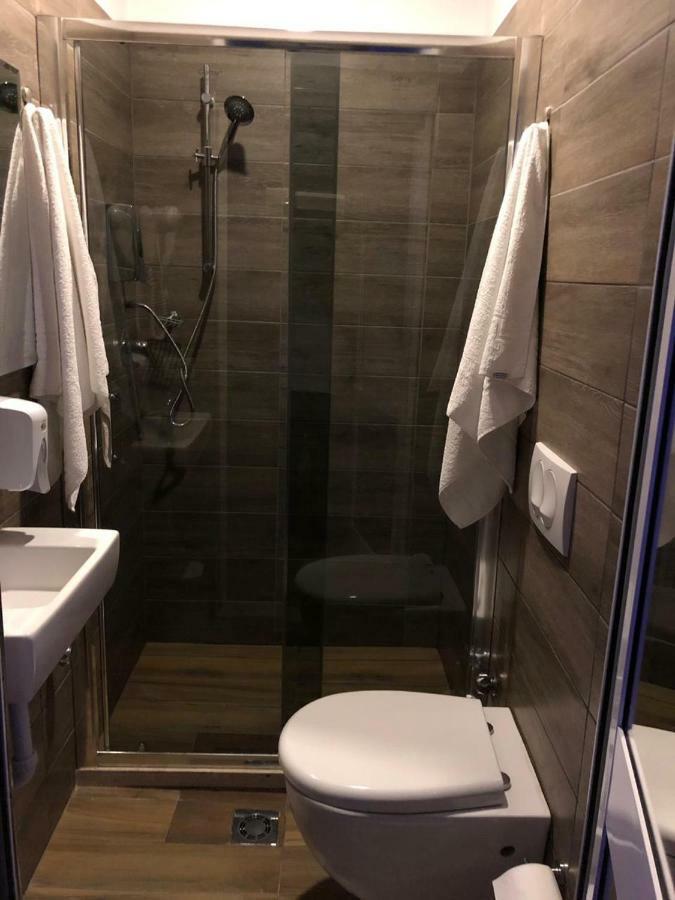 Hotel Golden Shkodër 외부 사진